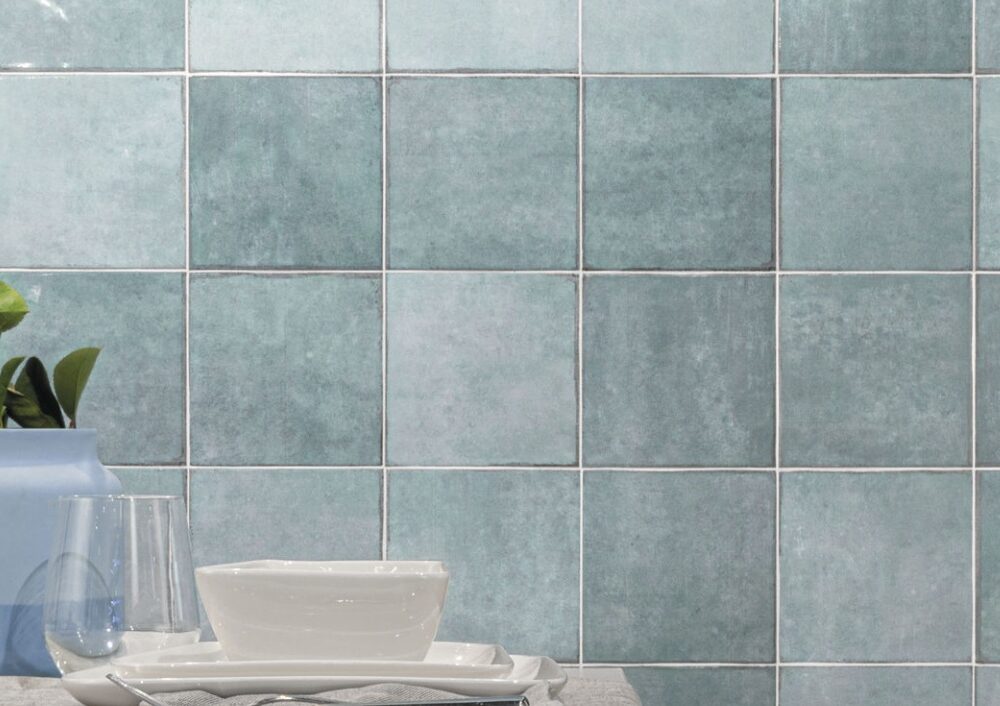 Cifre Omnia turquoise 12.5x12.5 bij Vlagsma tegelwalhalla