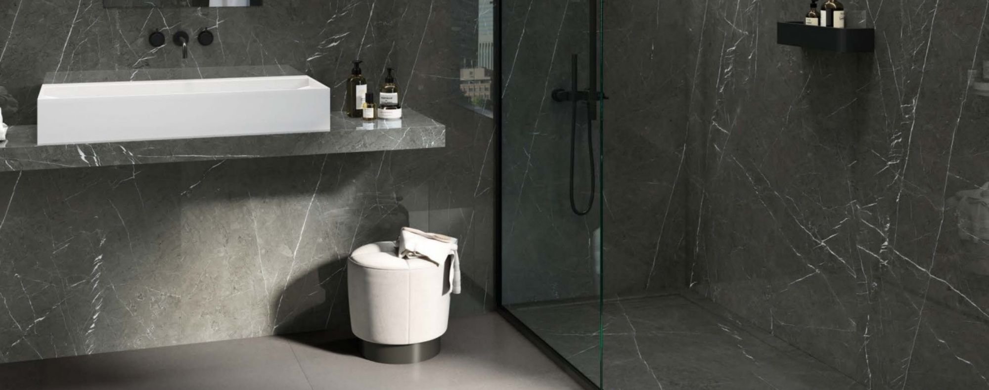 innovatieve douchebak in badkamer
