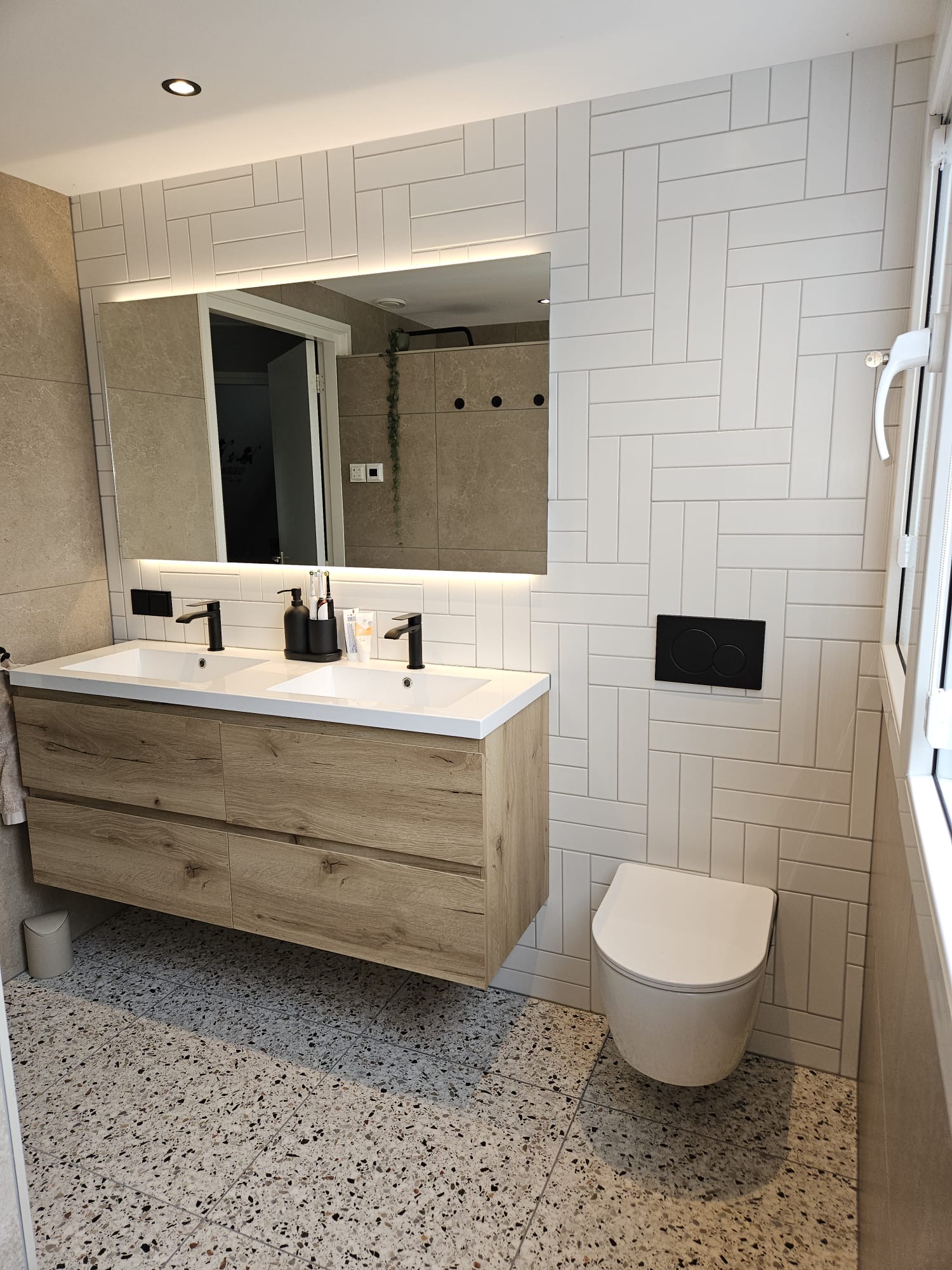 Handvorm tegels Cifre Colonial Blanco Mat