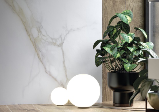 Cifre diamond gold 30x60 bij Vlagsma tegelwalhalla